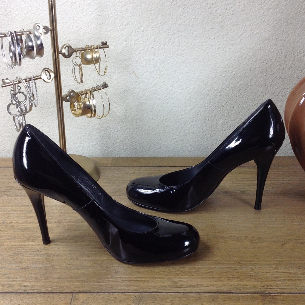 Stuart Weitzman Black Patent Leather Stiletto Heel - Picture 4 of 8